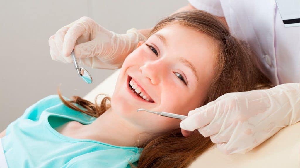 Invisalign Teen: Ortodoncia invisible para jóvenes y niños